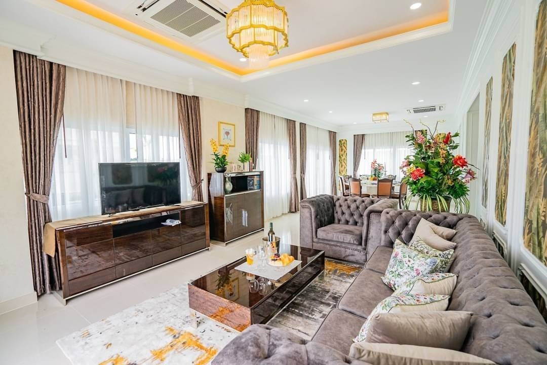Luxury Pool Villa in Baan Amphur, Pattaya. - House - Huay Yai - 