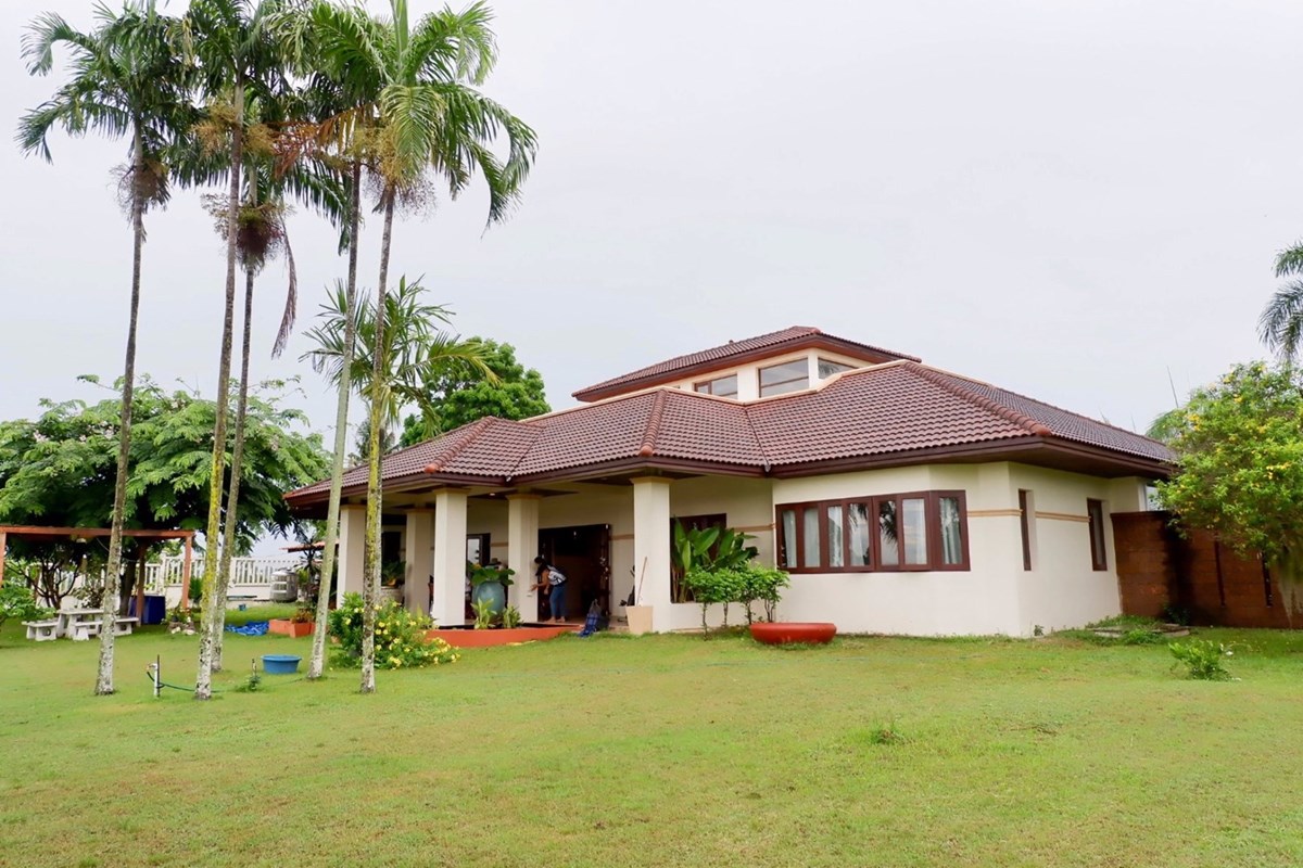 Well laid out villa on 3 rai with lake views.  - House - Pattaya - Huay Yai