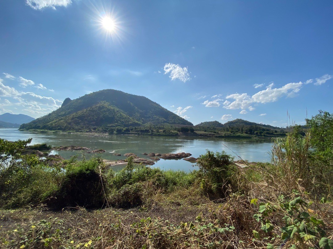 10 rai with Mekong frontage and public road access - Land -  - 