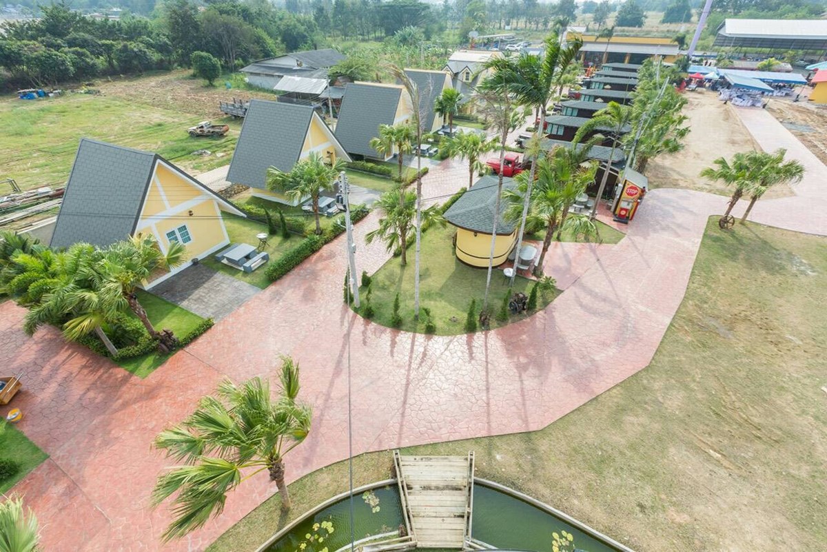 Resort in Bang Saray    - Commercial - Bang Sare - 