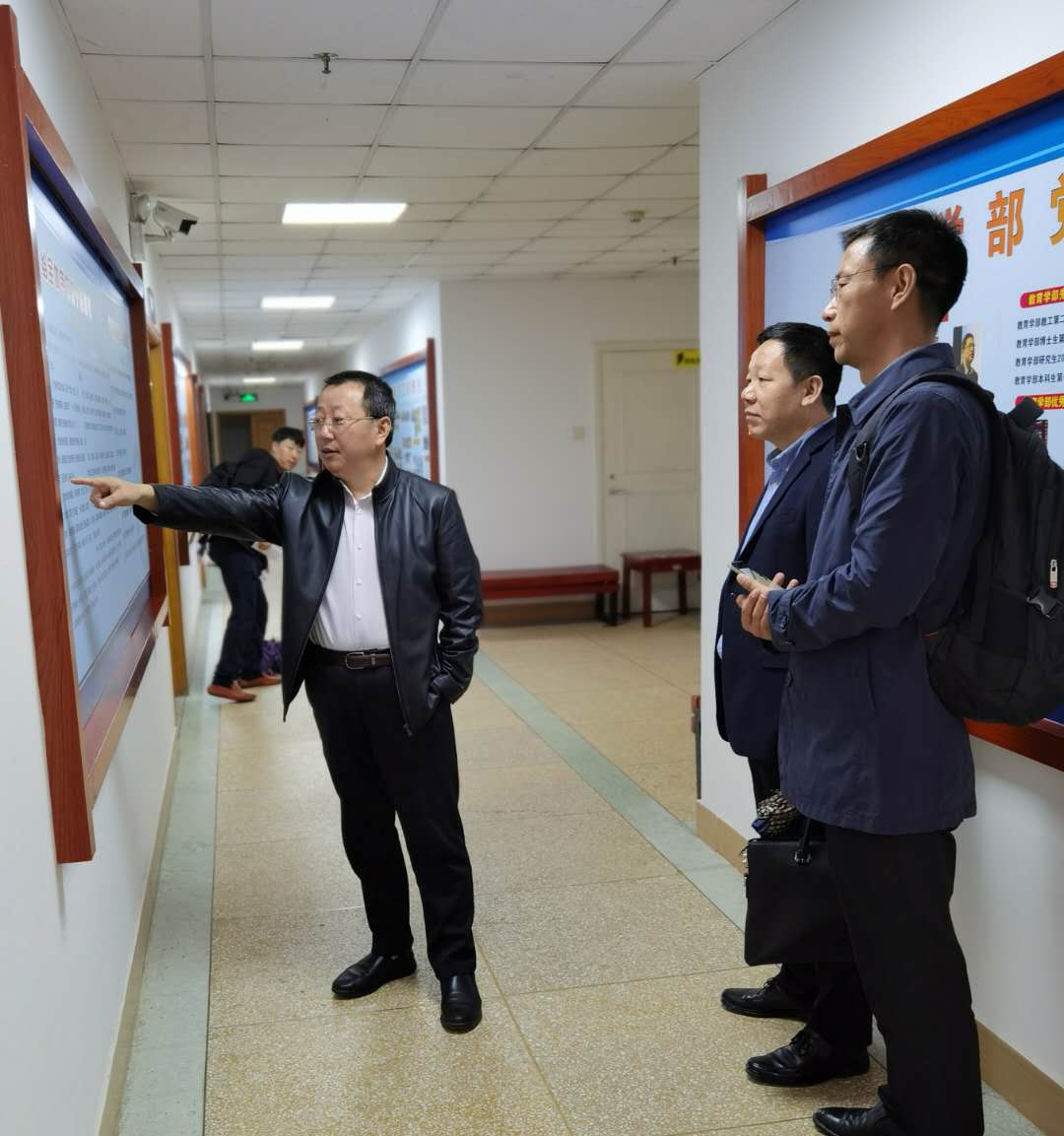 1.jpg 365英国上市集团