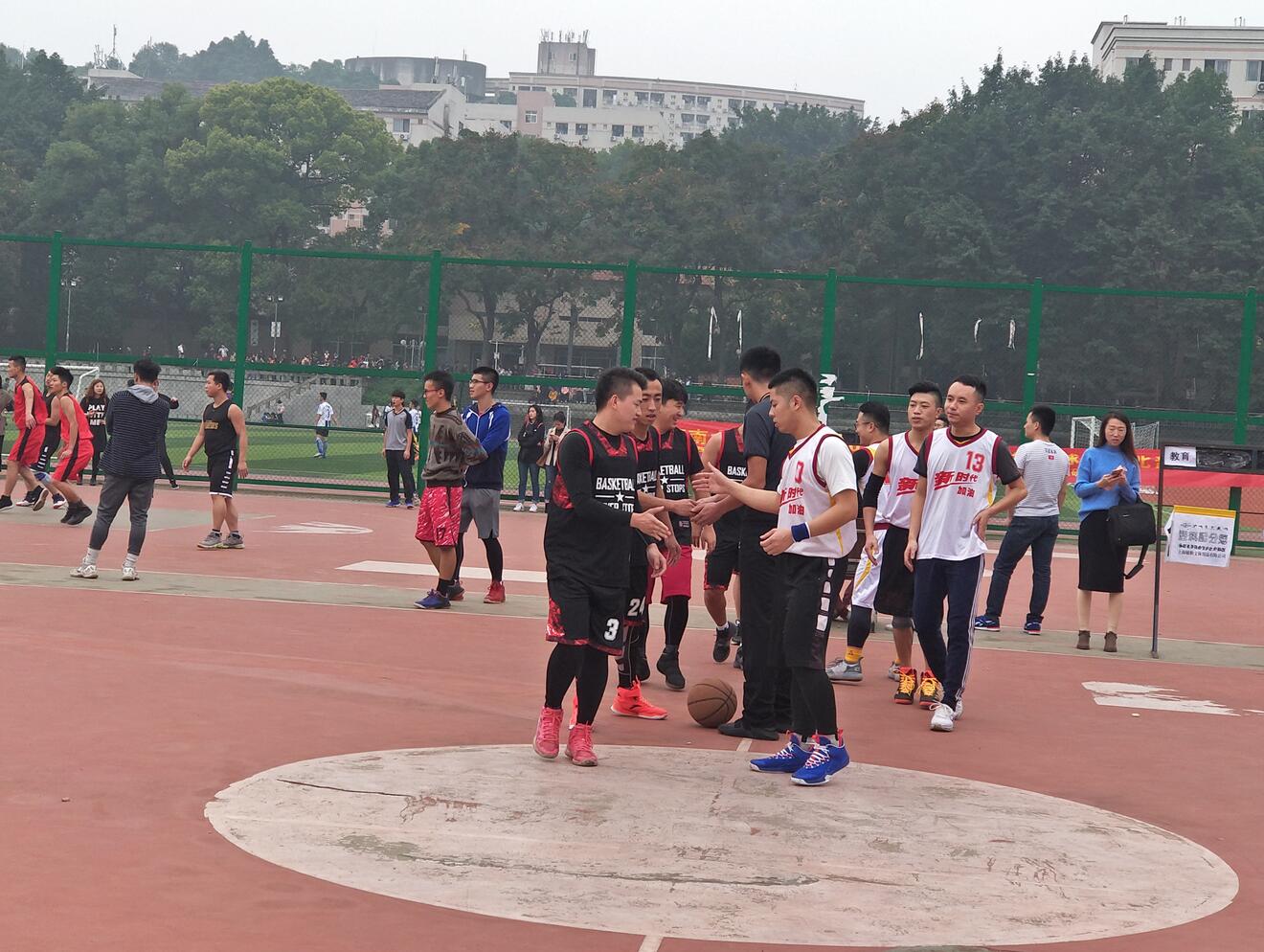 1.jpg 365英国上市集团