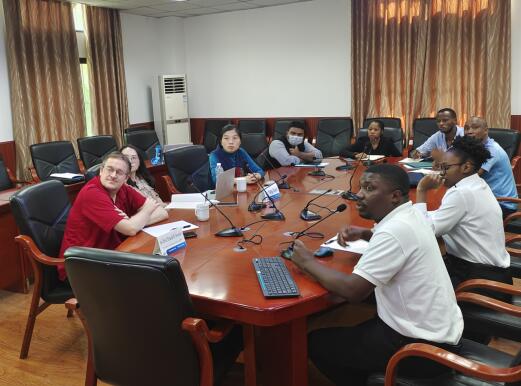 1.jpg 365英国上市集团