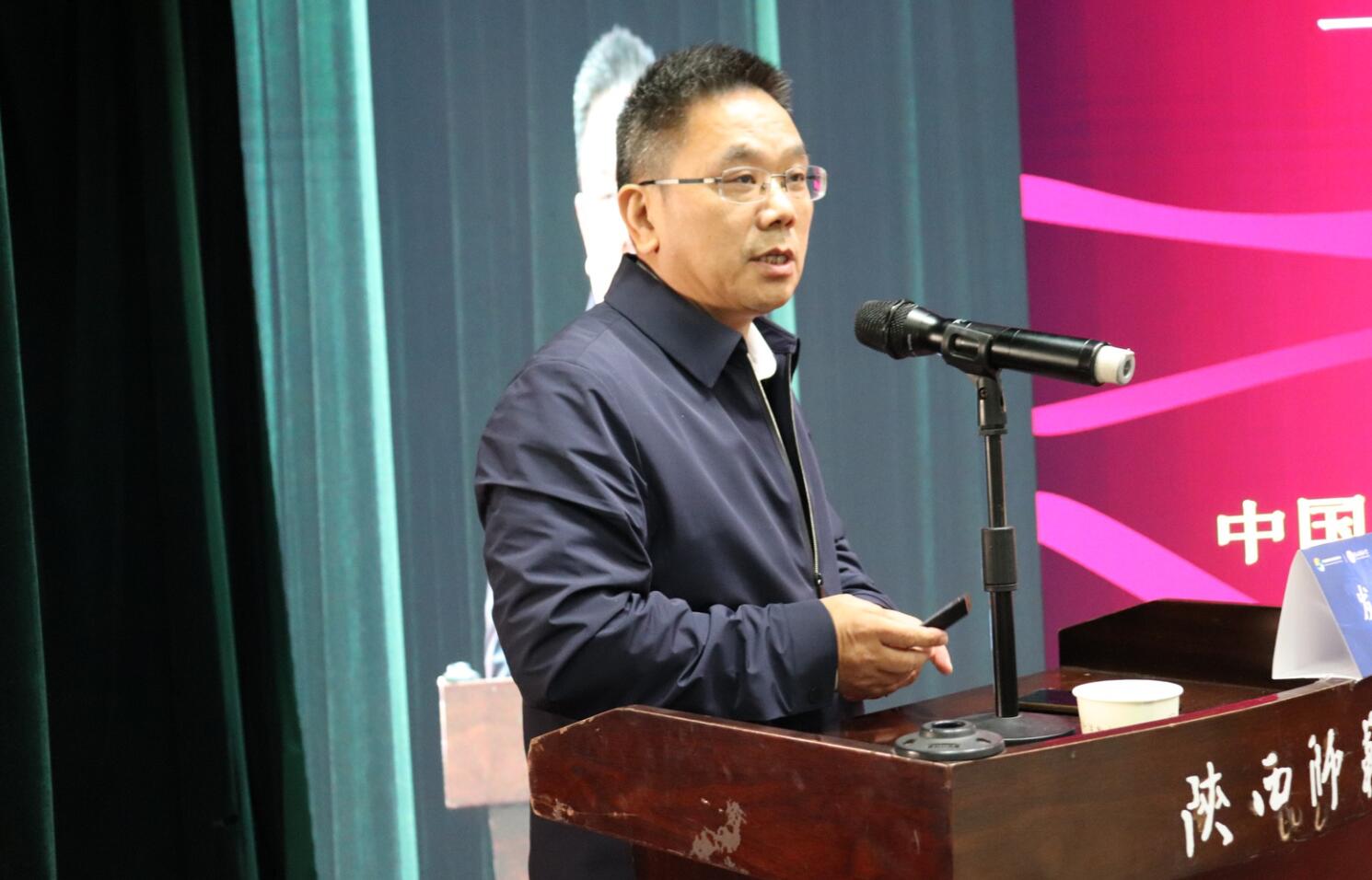 365英国上市集团