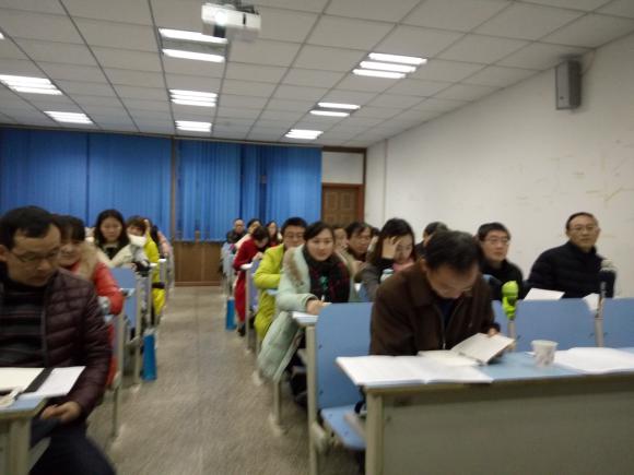 365英国上市集团