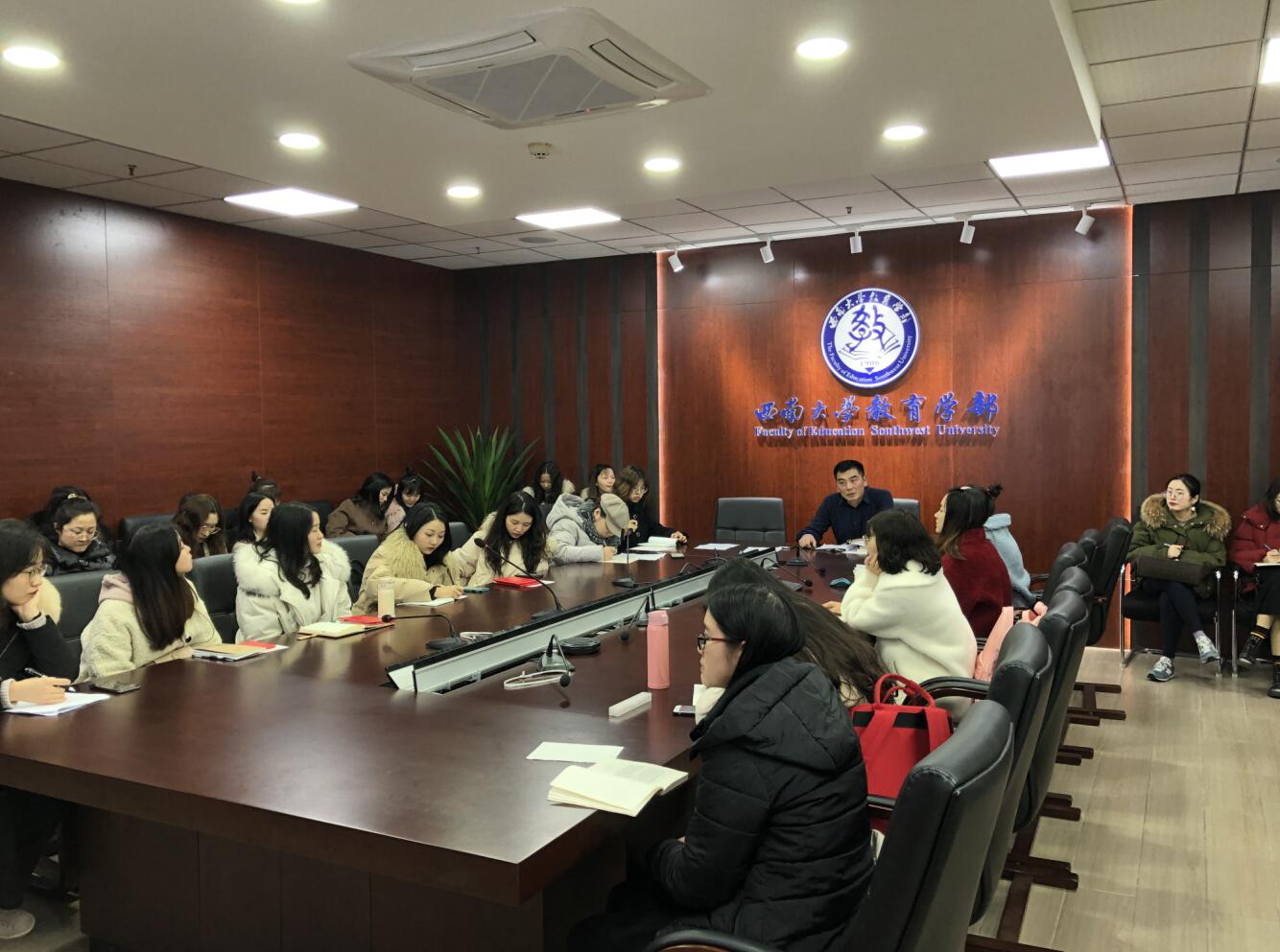 365英国上市集团