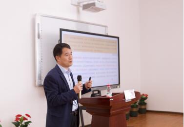 365英国上市集团