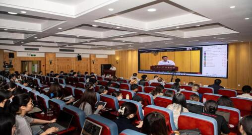 365英国上市集团