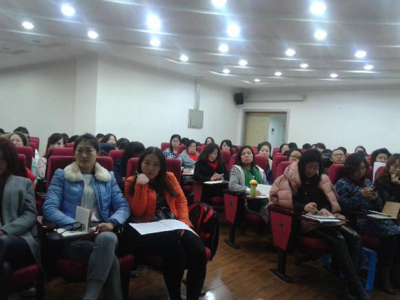 365英国上市集团