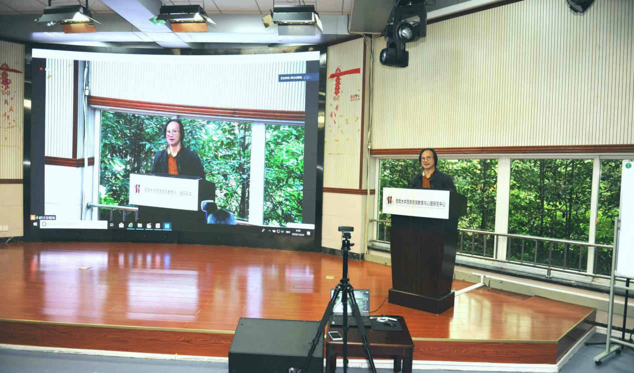 365英国上市集团