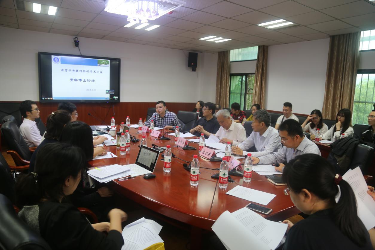 365英国上市集团