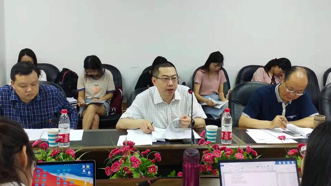 1.jpg 365英国上市集团