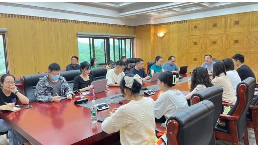 1.jpg 365英国上市集团