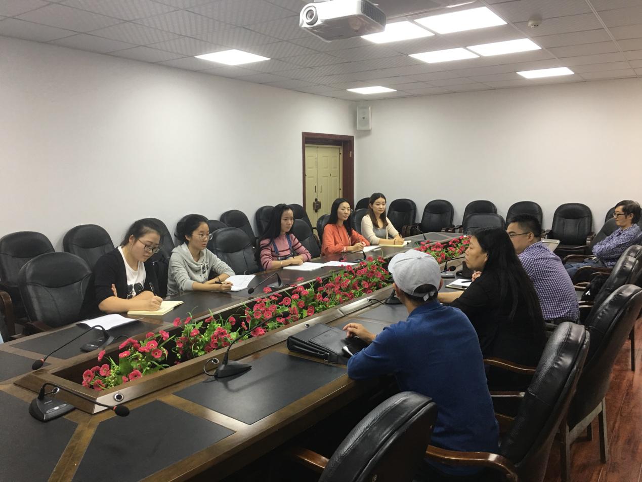 365英国上市集团