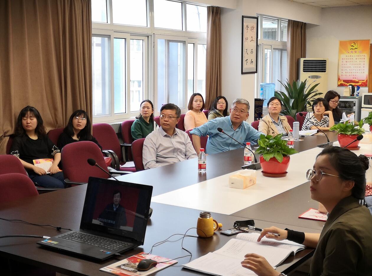 365英国上市集团