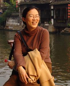 365英国上市集团