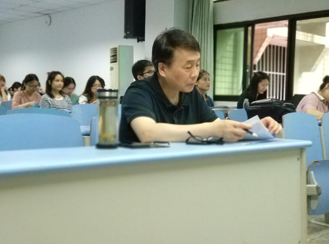 365英国上市集团