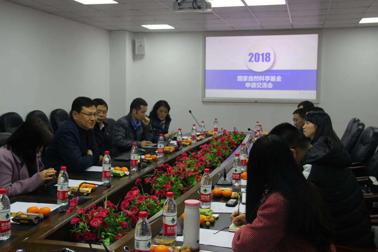 11.jpg 365英国上市集团