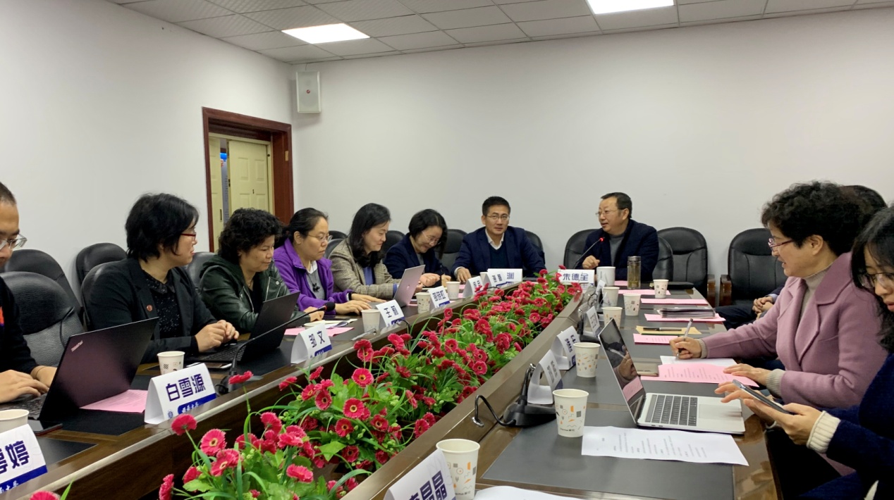 365英国上市集团