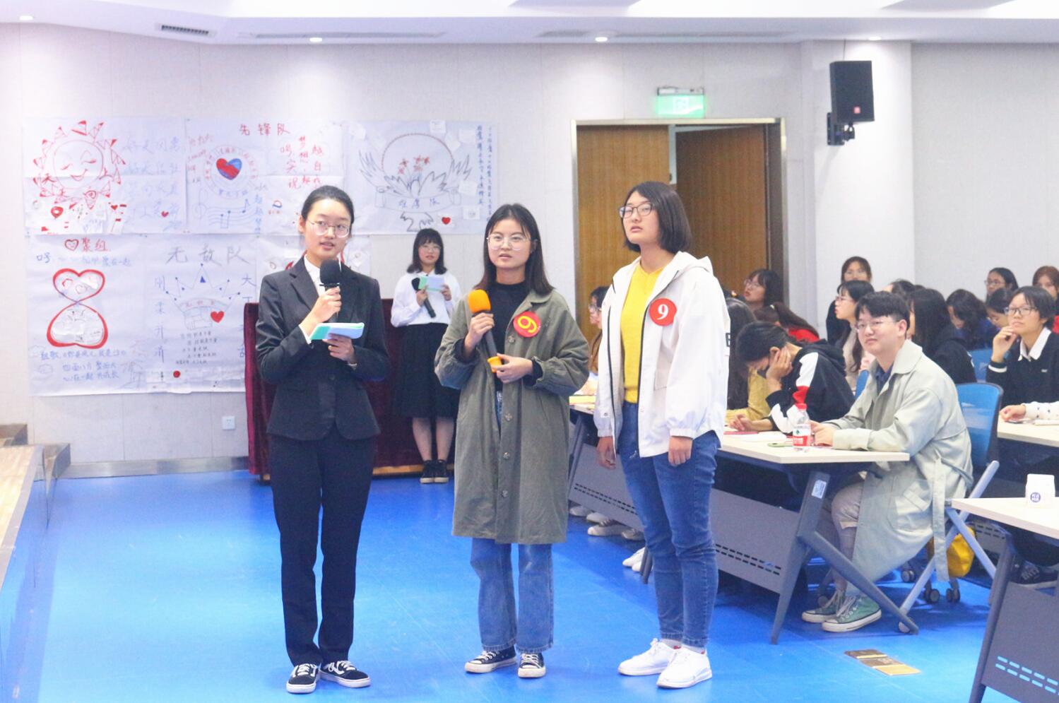 365英国上市集团