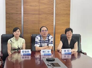 365英国上市集团