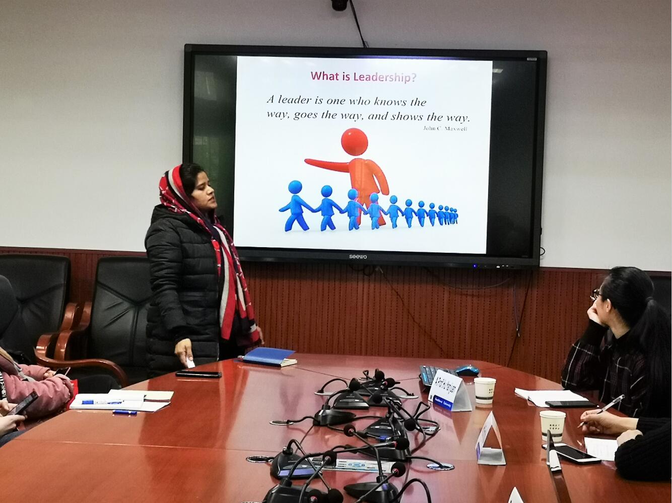 365英国上市集团