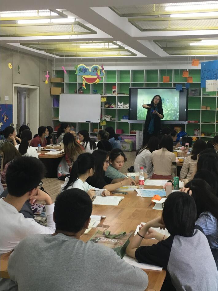 365英国上市集团