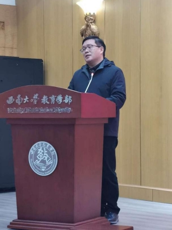 365英国上市集团