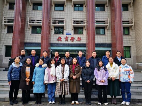 1.jpg 365英国上市集团