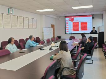 365英国上市集团