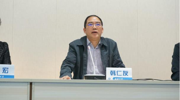 365英国上市集团