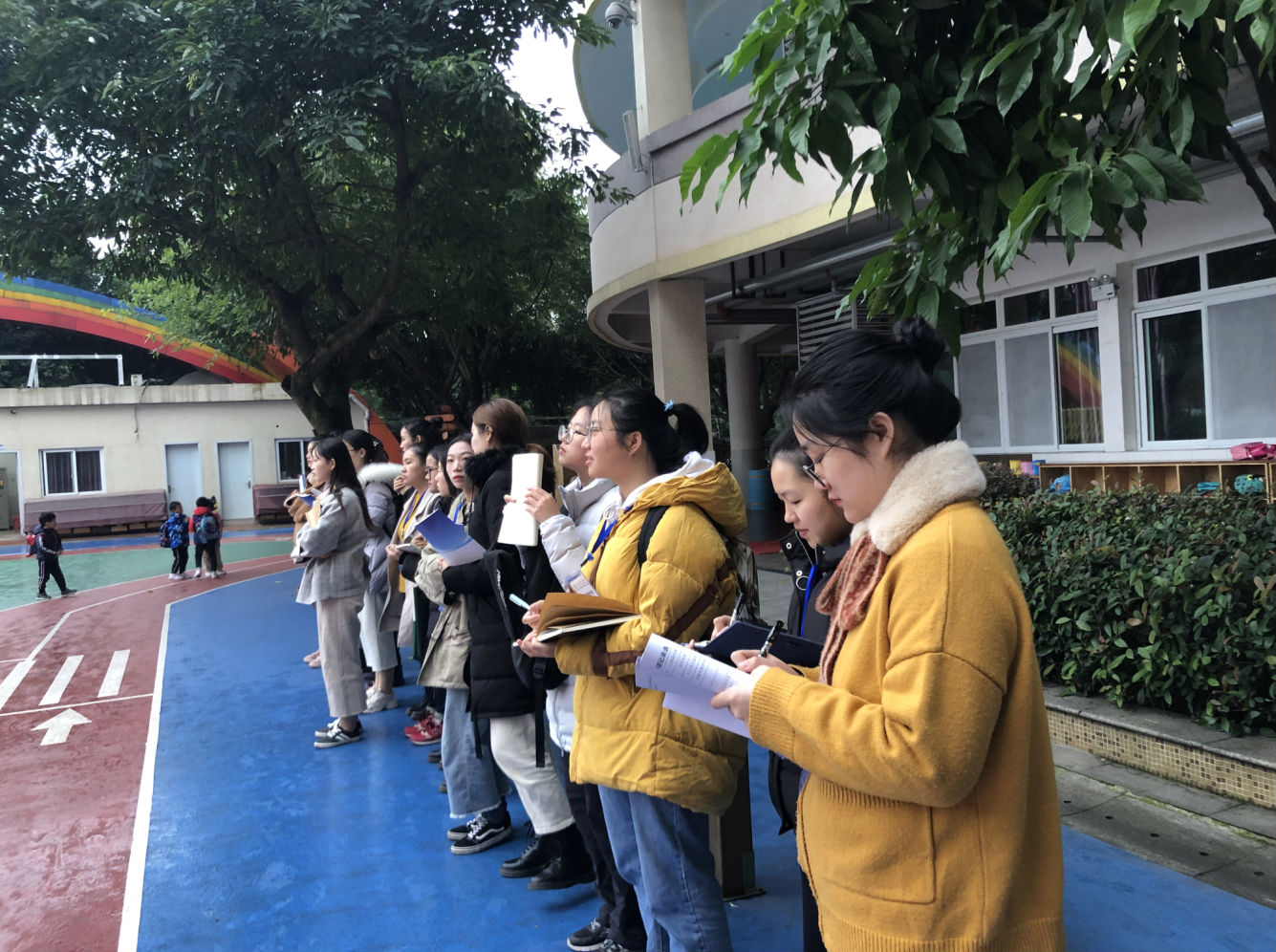 365英国上市集团