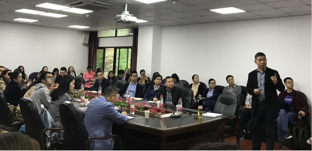 365英国上市集团