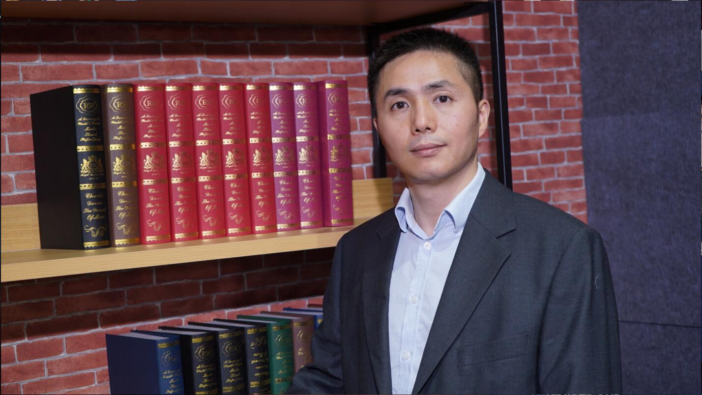 365英国上市集团