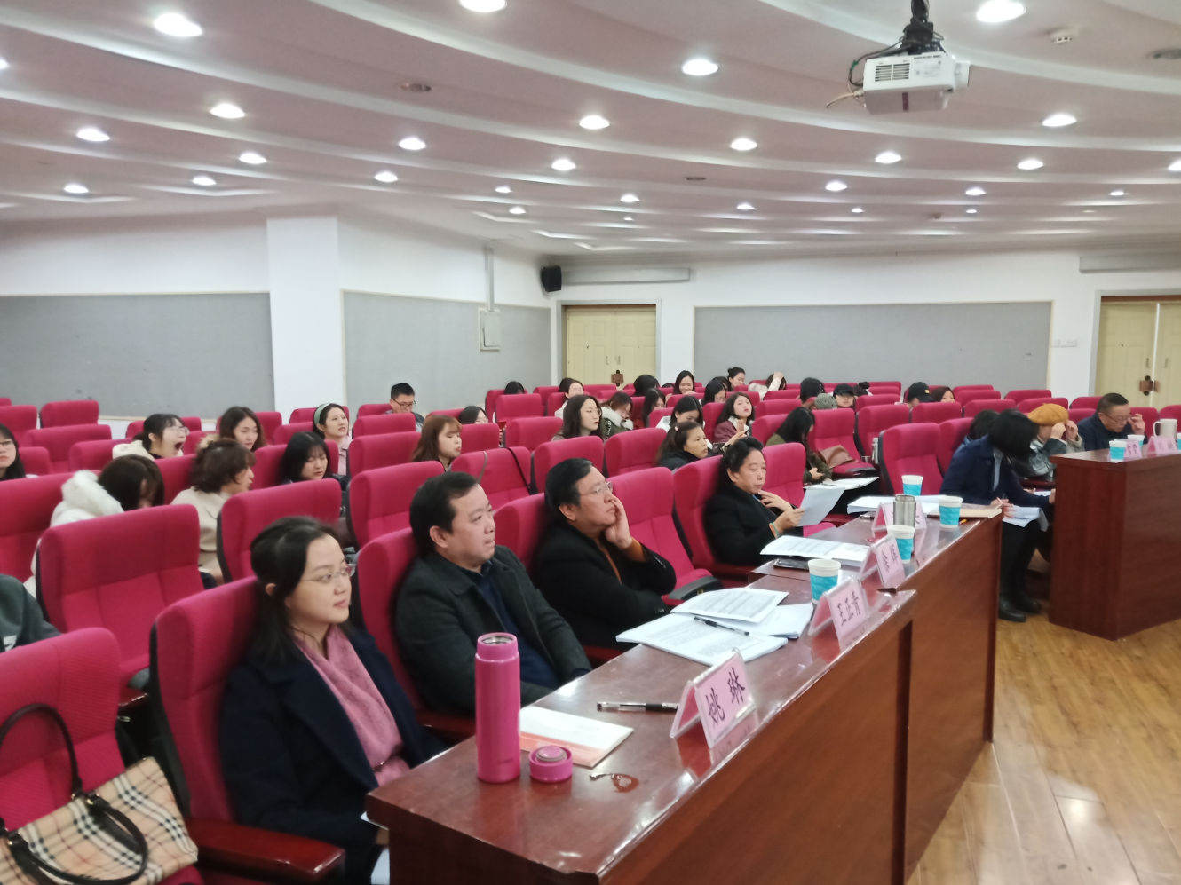 1.jpg 365英国上市集团