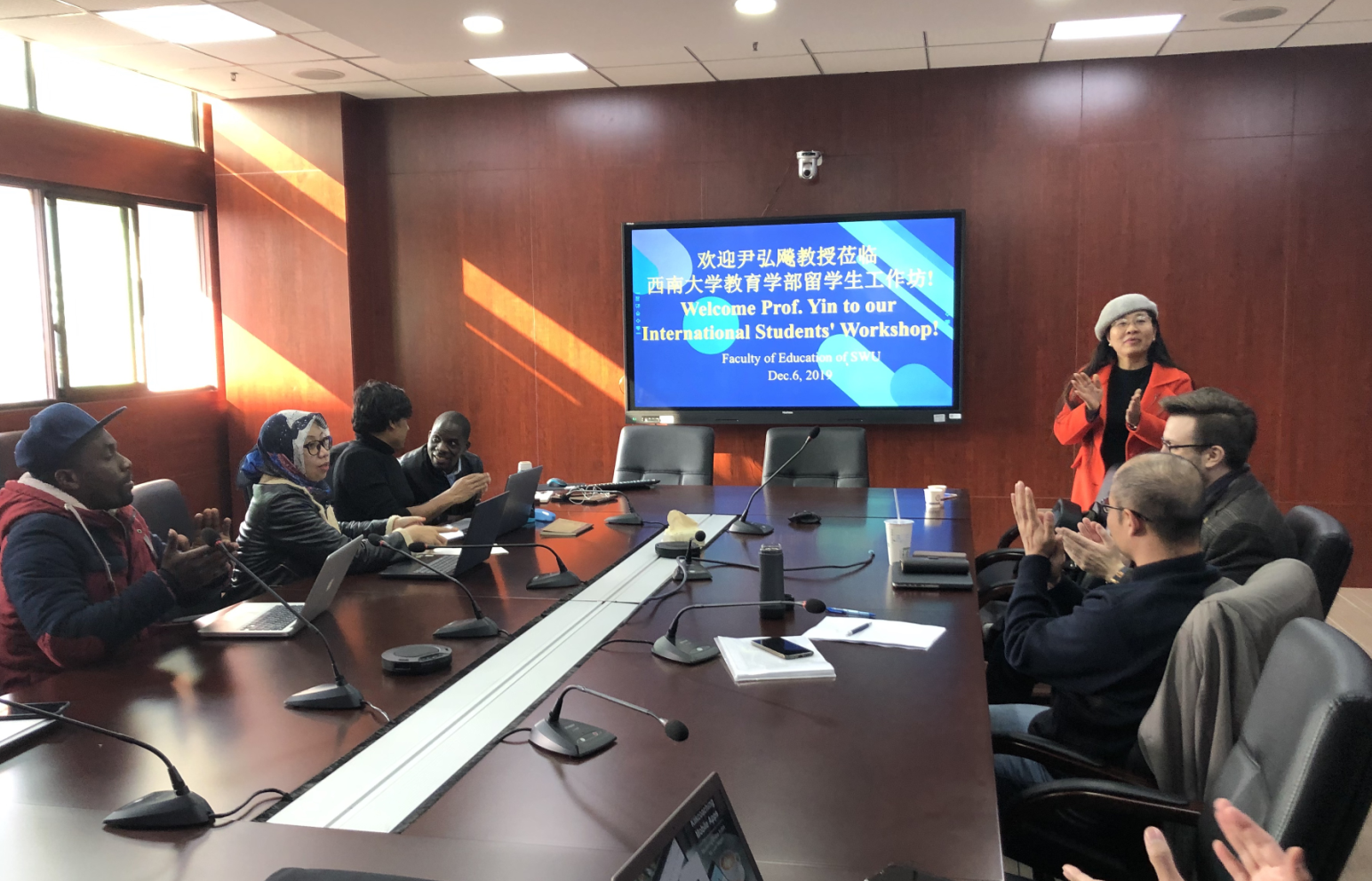 365英国上市集团