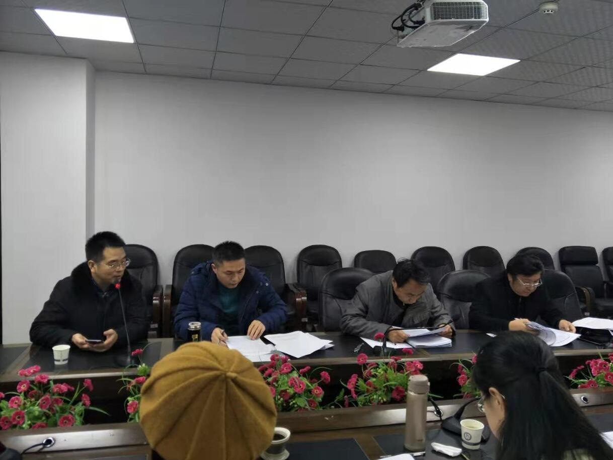 365英国上市集团