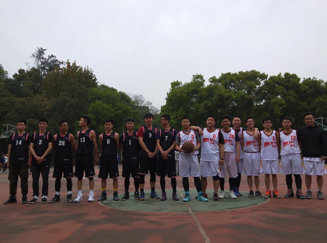 365英国上市集团