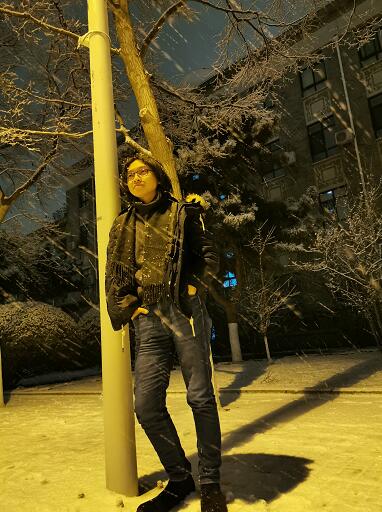 365英国上市集团