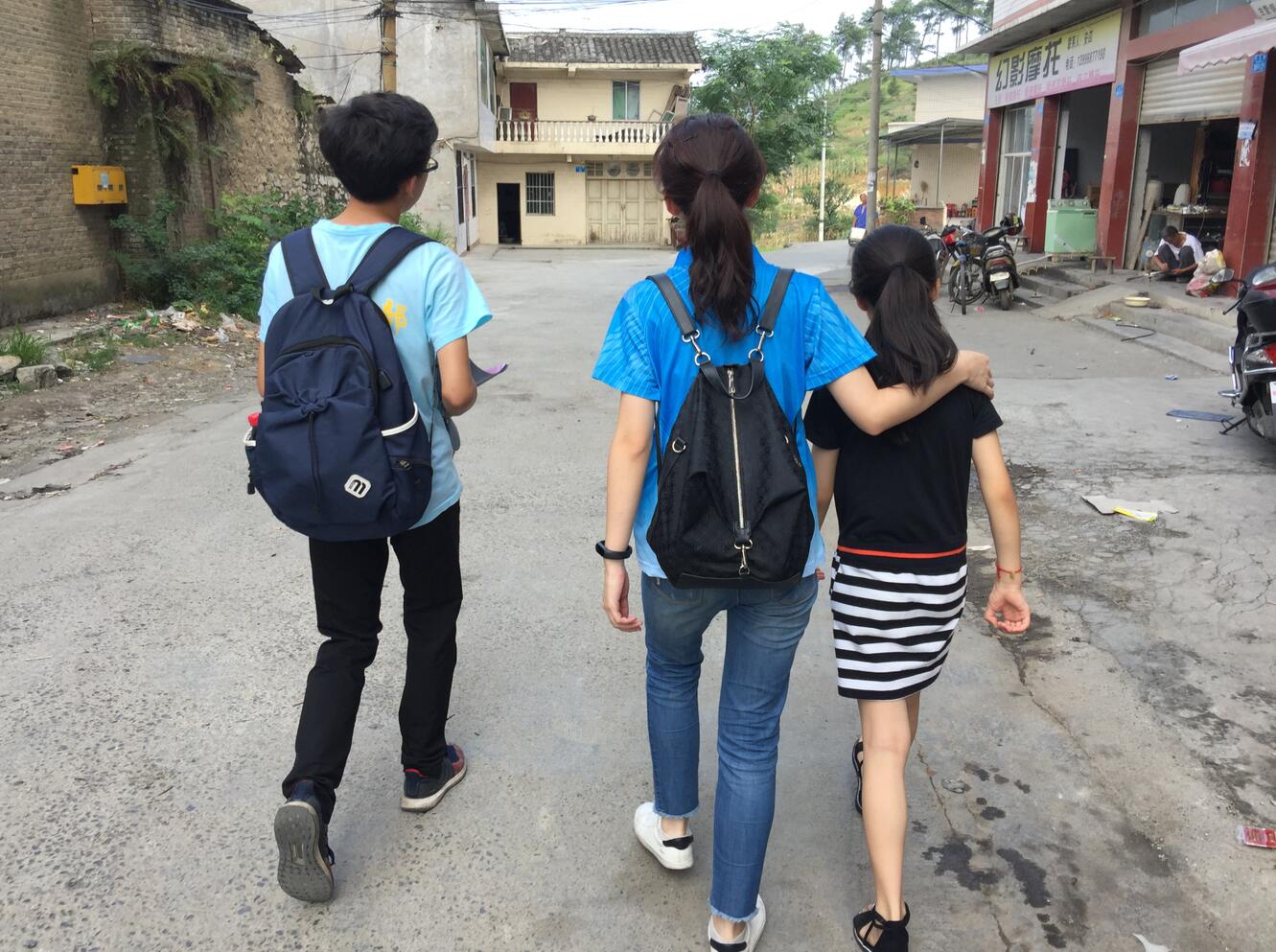 365英国上市集团