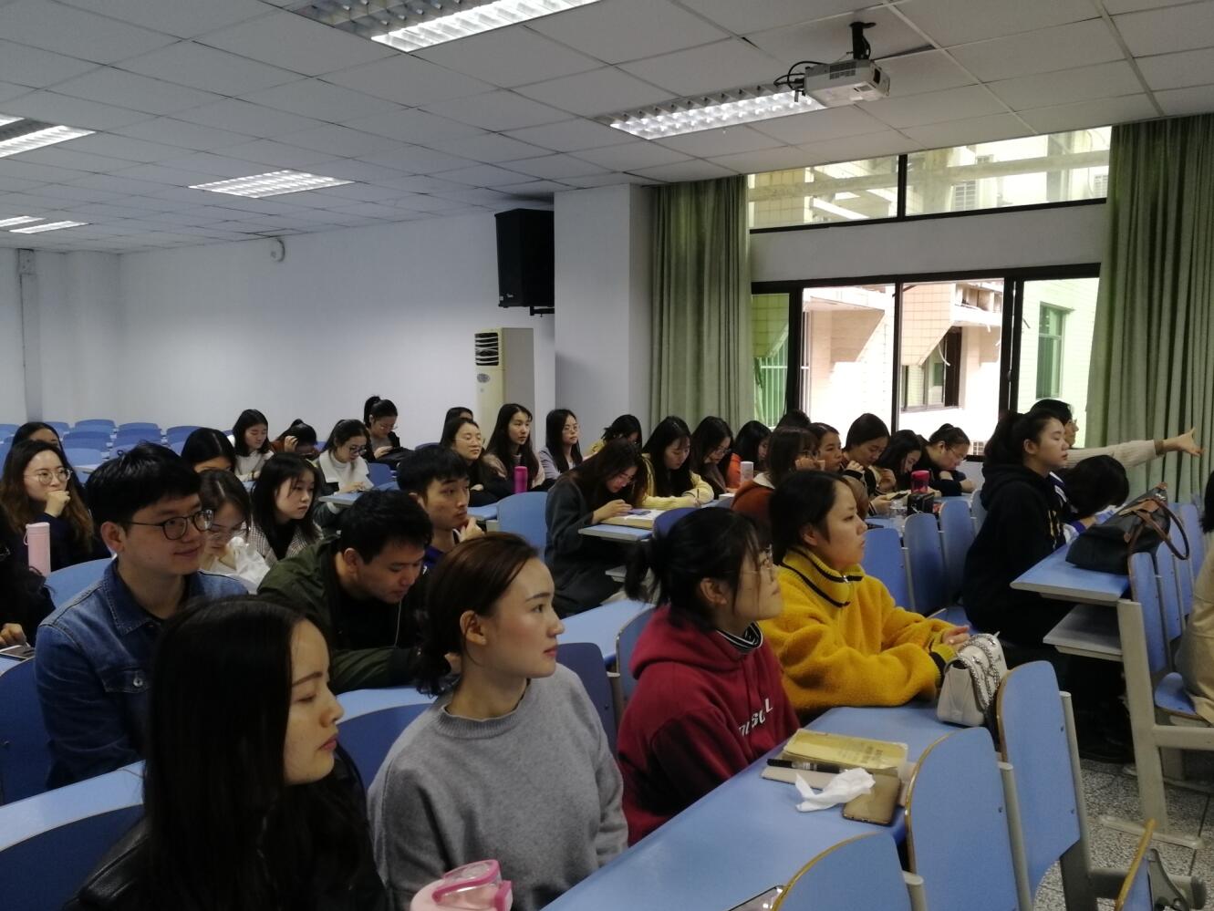 365英国上市集团