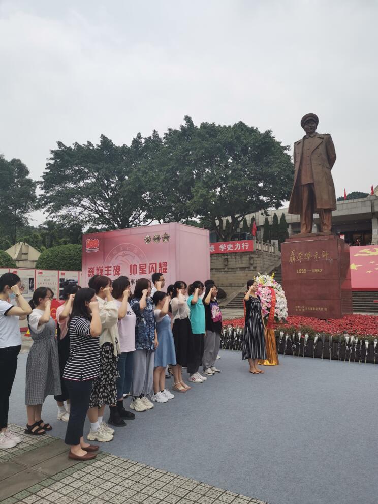 1.jpg 365英国上市集团